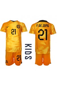 Nederland Frenkie de Jong #21 Babyklær Hjemme Fotballdrakt til barn VM 2022 Korte ermer (+ Korte bukser)